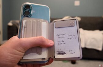 5 back-to-school devices for enhancing your smartphone