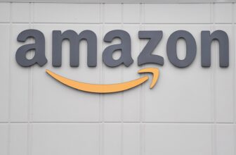 Is AI Resulting in Layoffs or Does the Economic system Simply Suck?