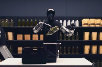 This Video of Hilariously Sluggish Robots Placing Olive Oil in a Bag Is Truly Fairly Spectacular