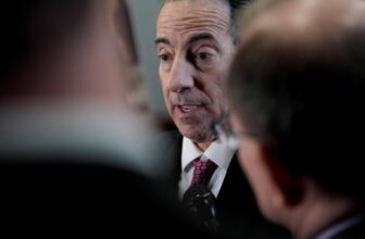 DOJ might face investigation for pressuring Apple, Google to take away apps for monitoring ICE brokers