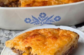 Not possible Chili Pie (Straightforward Bisquick Recipe from the Seventies)